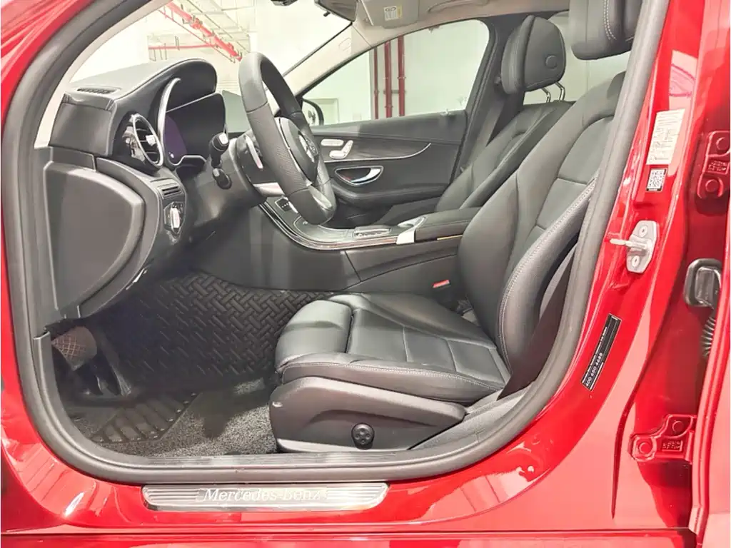 Mercedes-Benz C-Class 2021 — фото 12