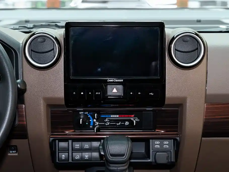 Toyota Land Cruiser 2025 — фото 15
