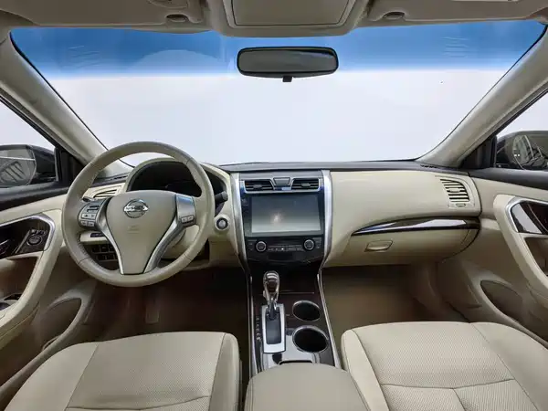 Nissan Teana 2015