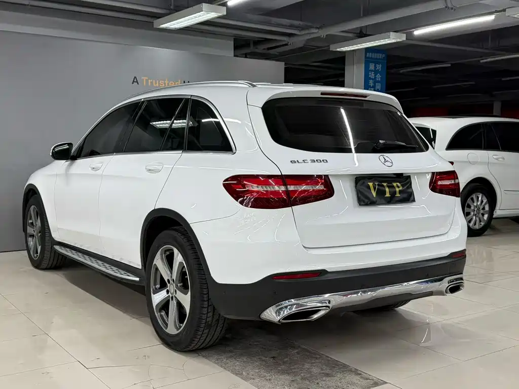 Mercedes-Benz GLC 2016 — фото 9