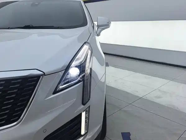 Cadillac XT5 2021
