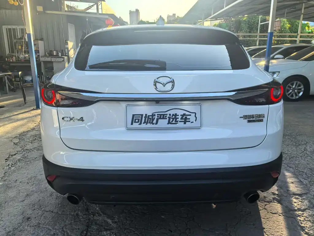 Mazda CX-4 2021