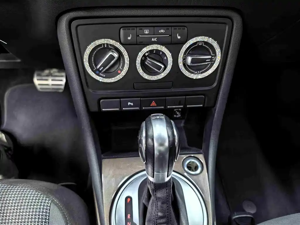 Volkswagen Beetle 2015 — фото 5