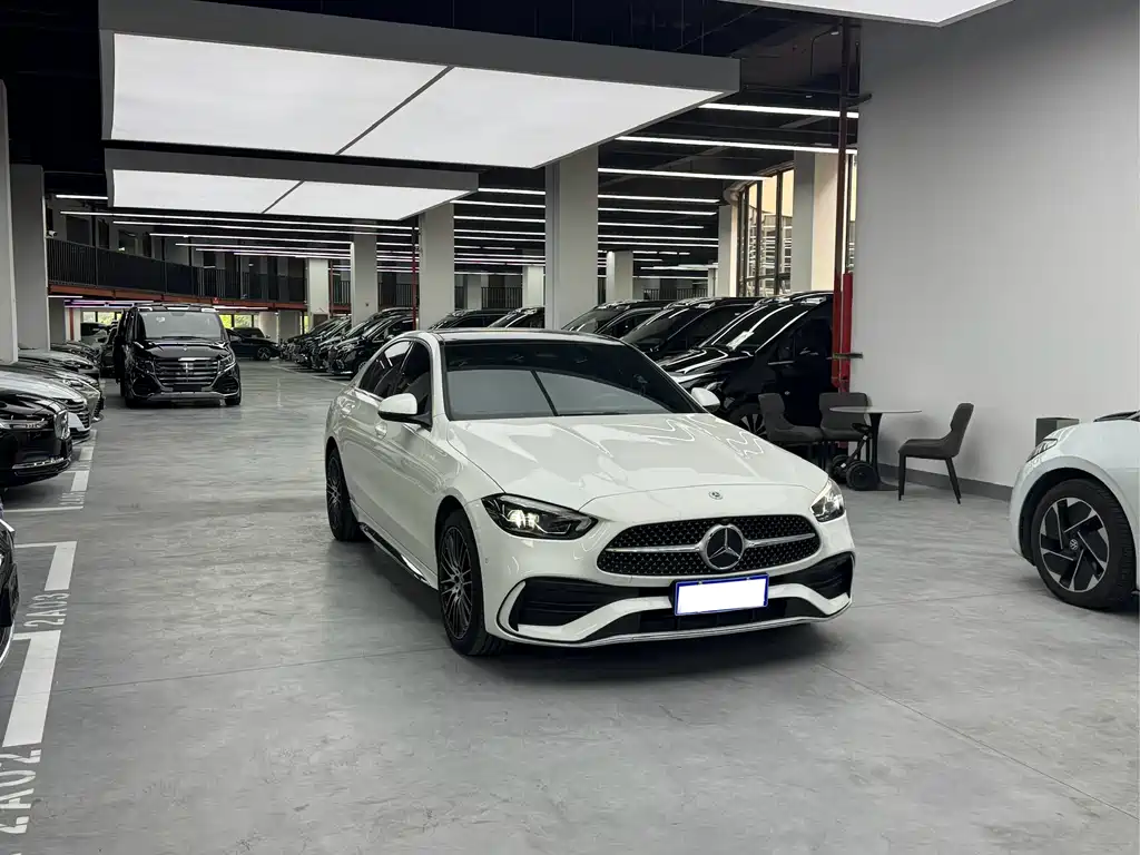 Mercedes-Benz C-Class 2022 — фото 3