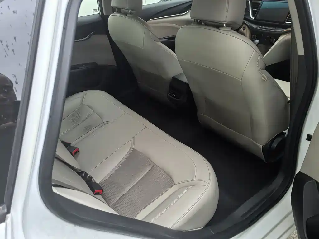 Buick Excelle GT 2016 — фото 10