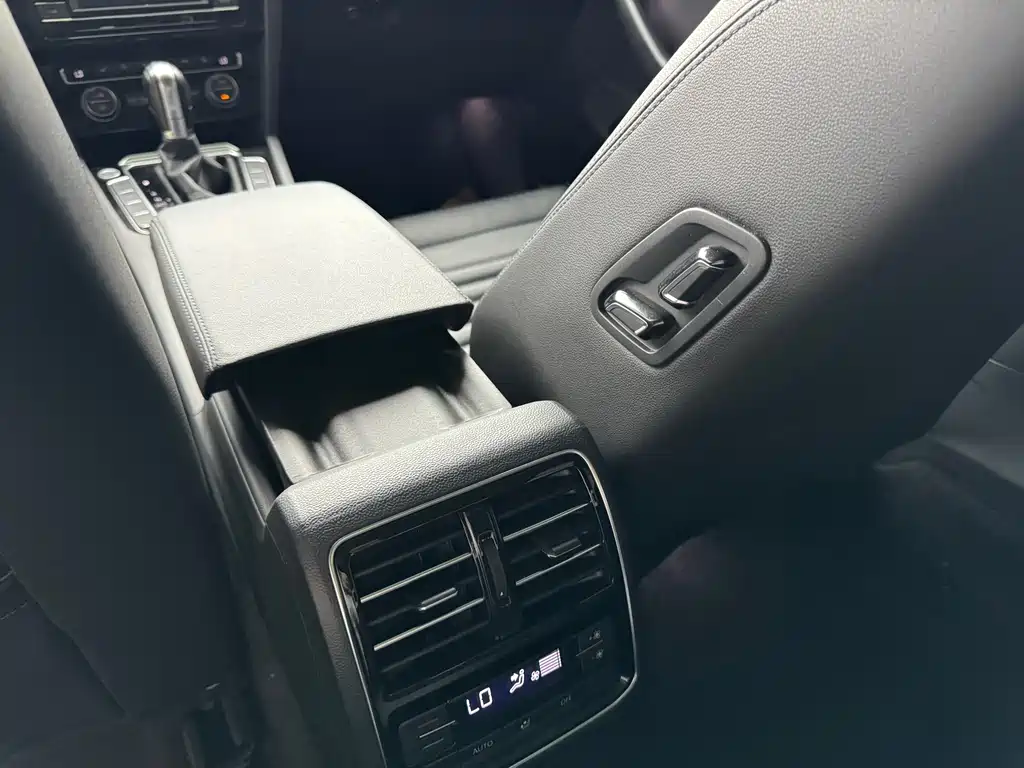 Volkswagen Magotan 2019