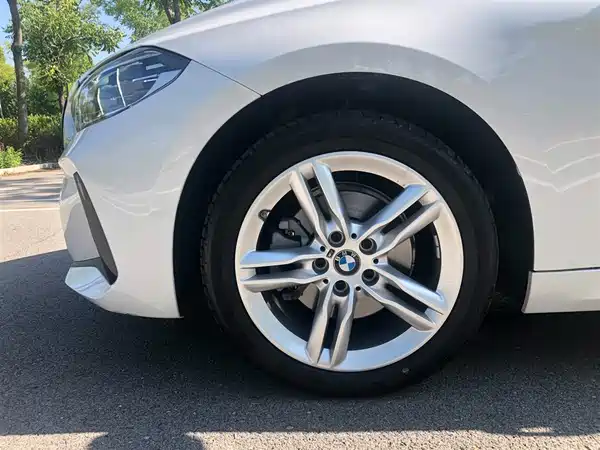 BMW 1 Series 2021