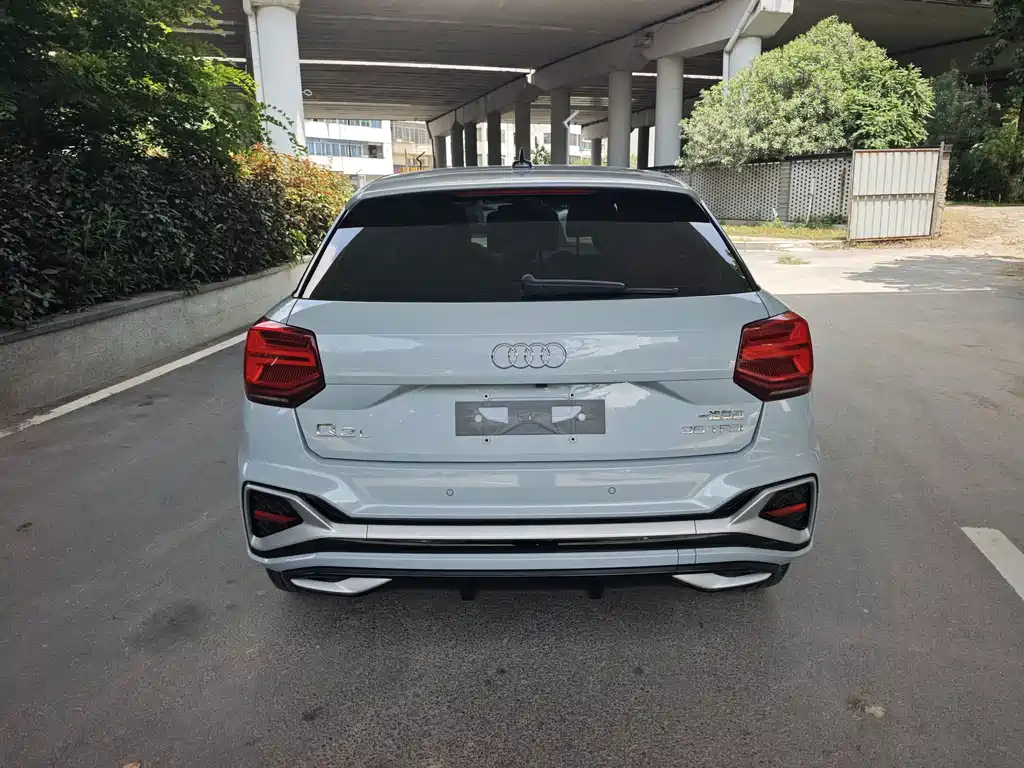 Audi Q2L 2022