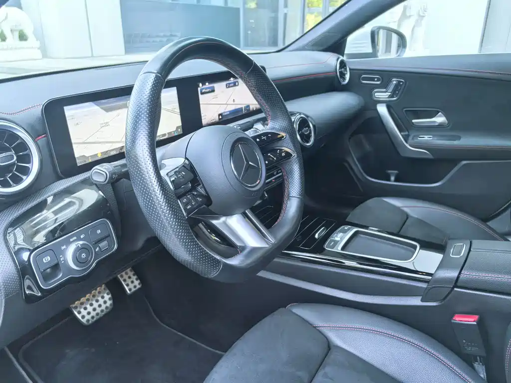 Mercedes-Benz CLA 2023 — фото 7