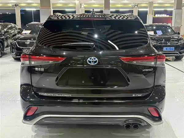 Toyota Crown Kluger 2021