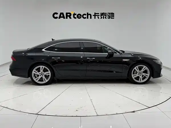 Audi A7L 2023