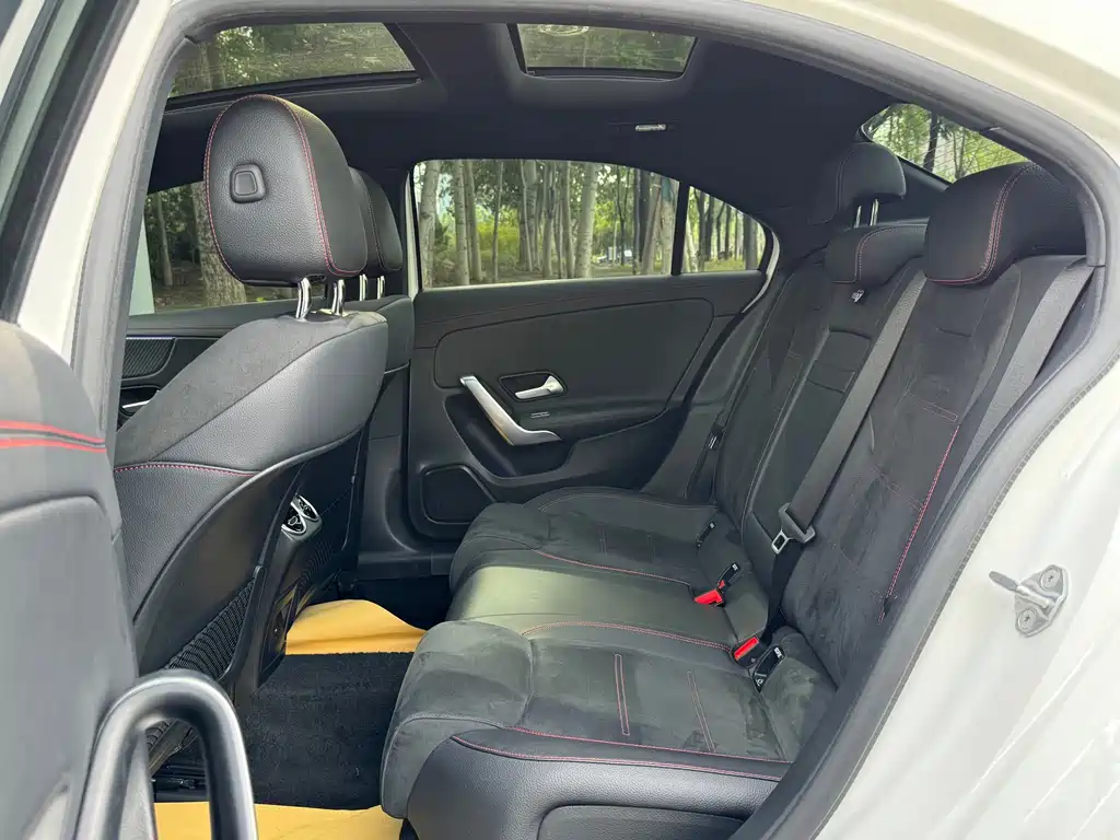 Mercedes-Benz A-Class 2023 — фото 19