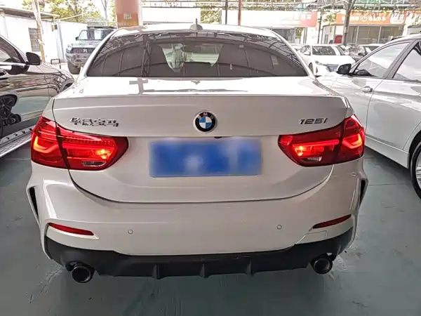 BMW 1 Series 2022