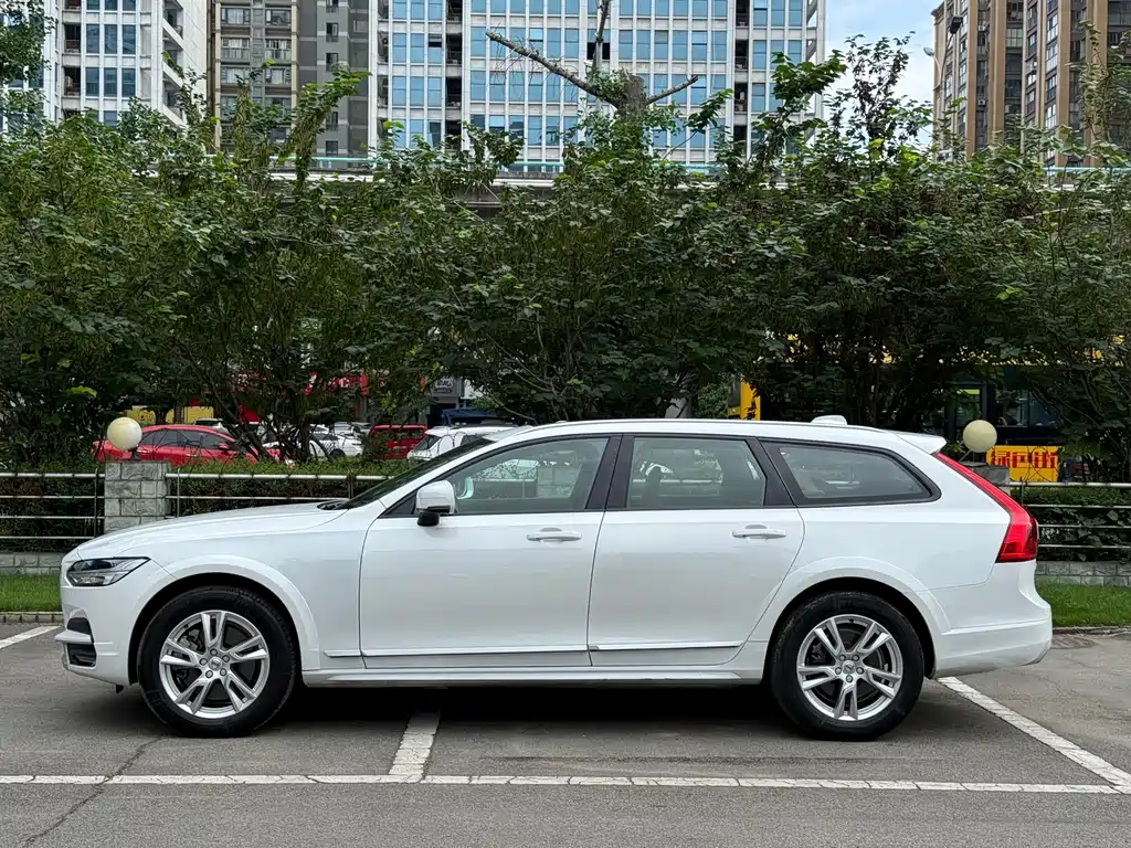 Volvo V90 2019 — фото 2