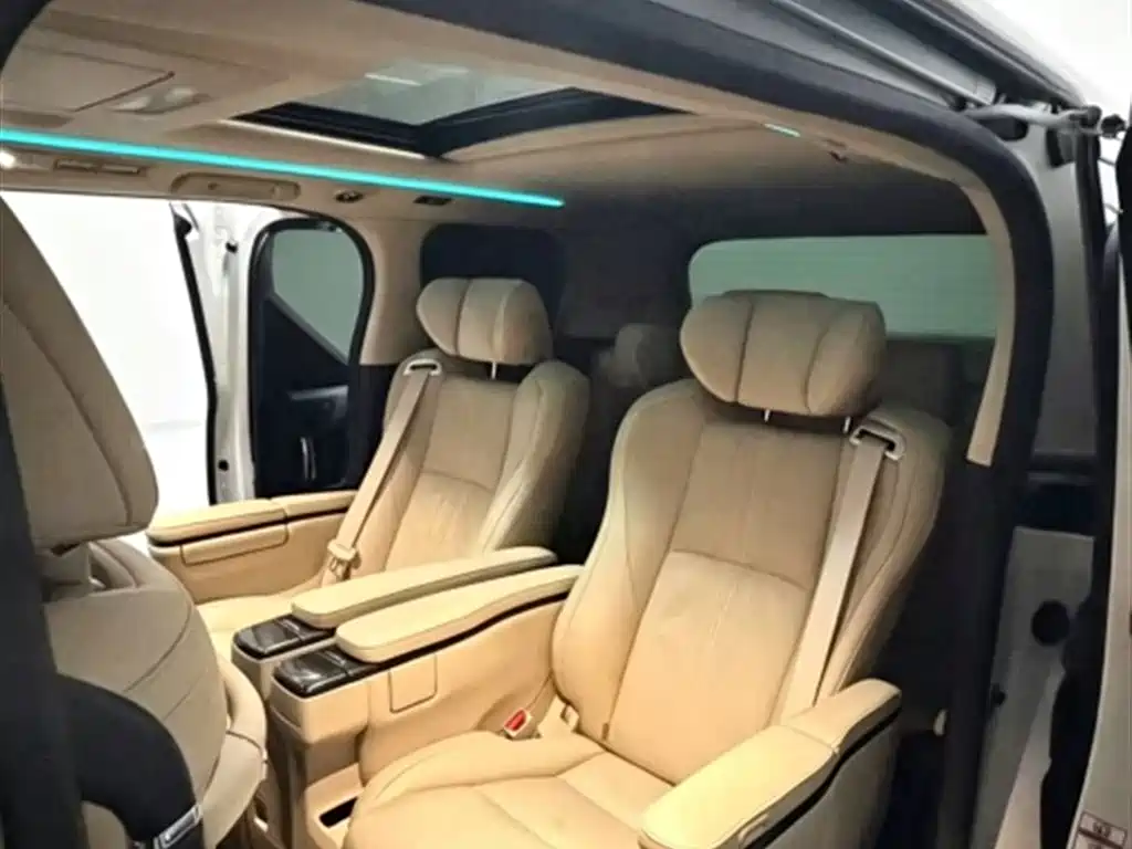 Toyota Alphard 2019 — фото 4