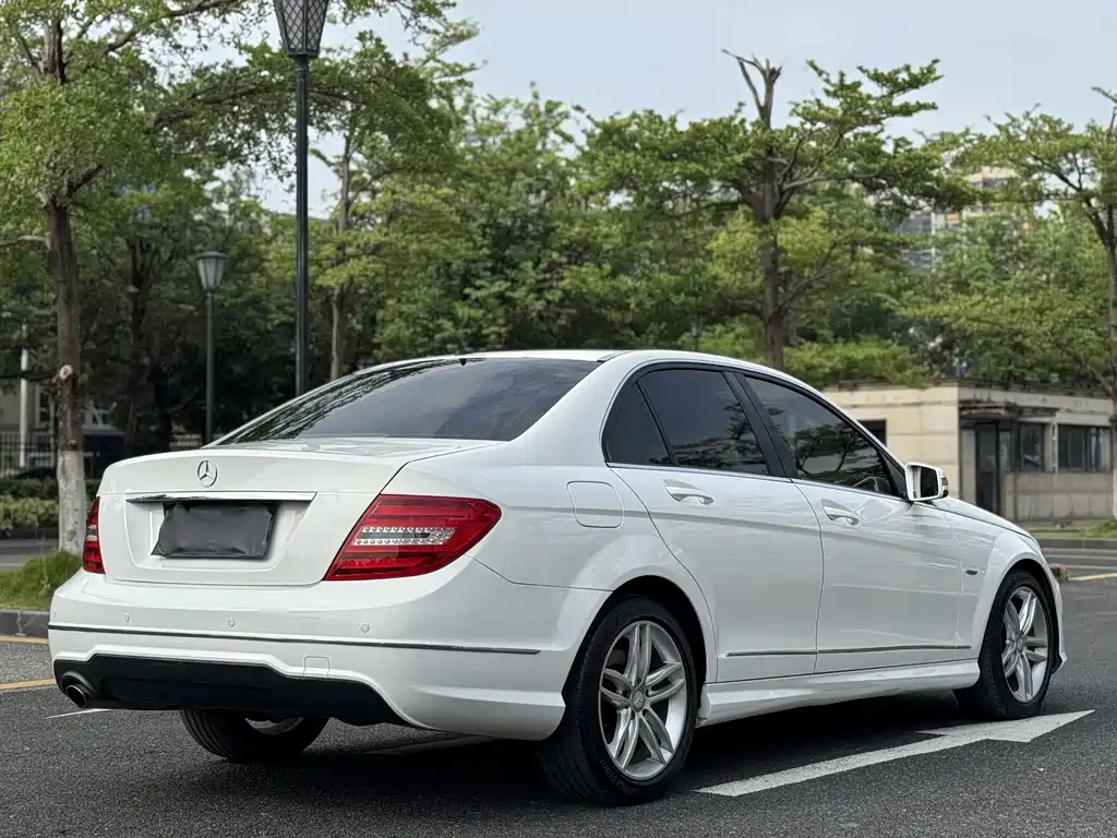 Mercedes-Benz C-Class 2014 — фото 7