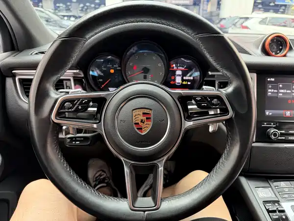Porsche Macan 2017