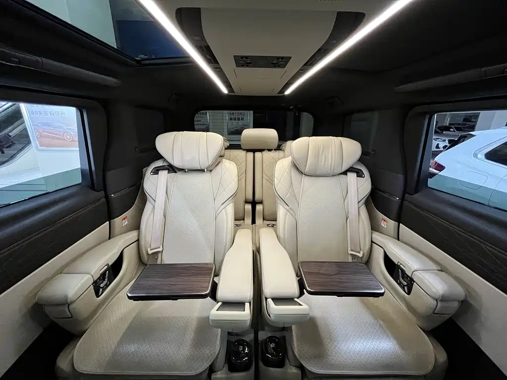 Toyota Vellfire 2025 — фото 19