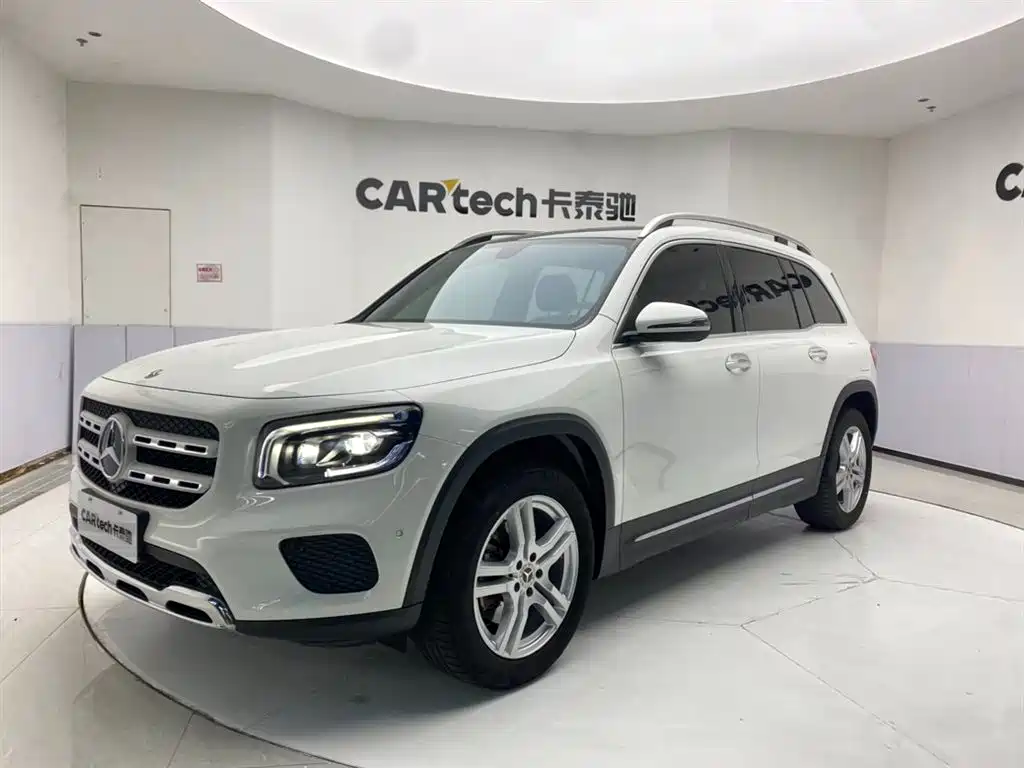 Mercedes-Benz GLB 2023 — фото 1