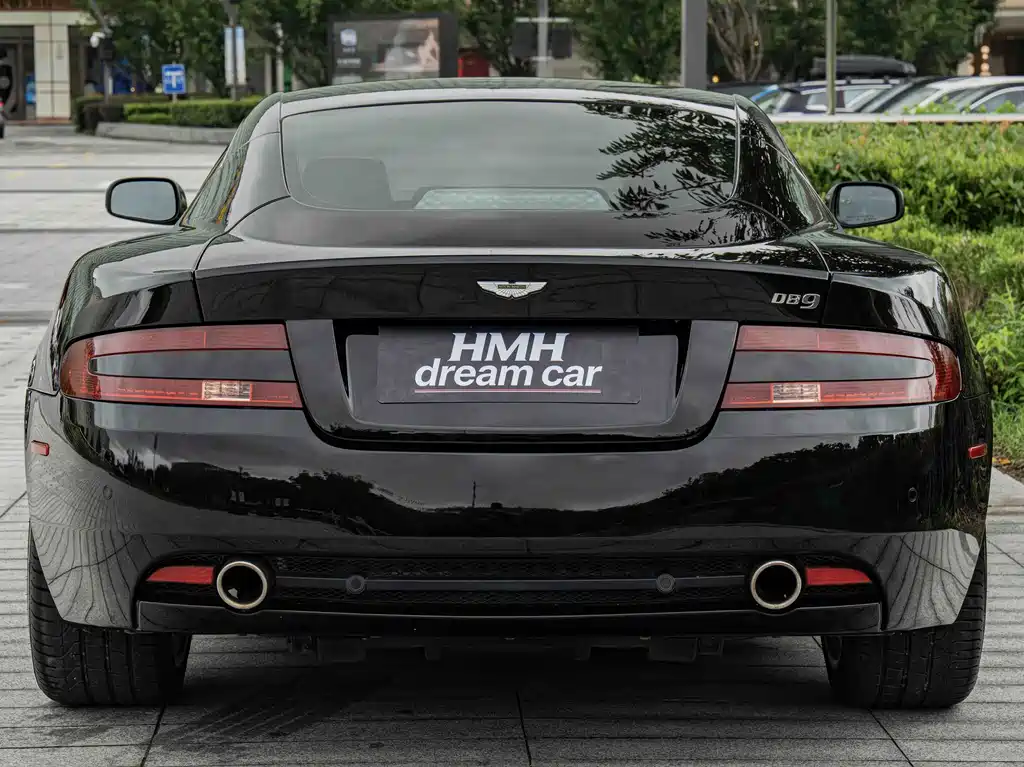 Aston Martin DB9 2009 — фото 8