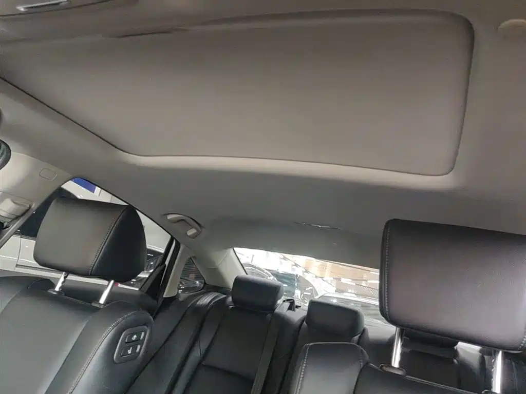 Honda Accord 2021 — фото 18