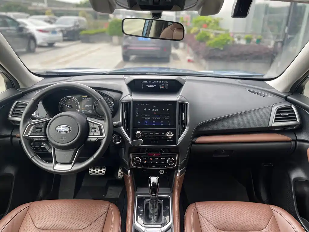 Subaru Forester 2020 — фото 14