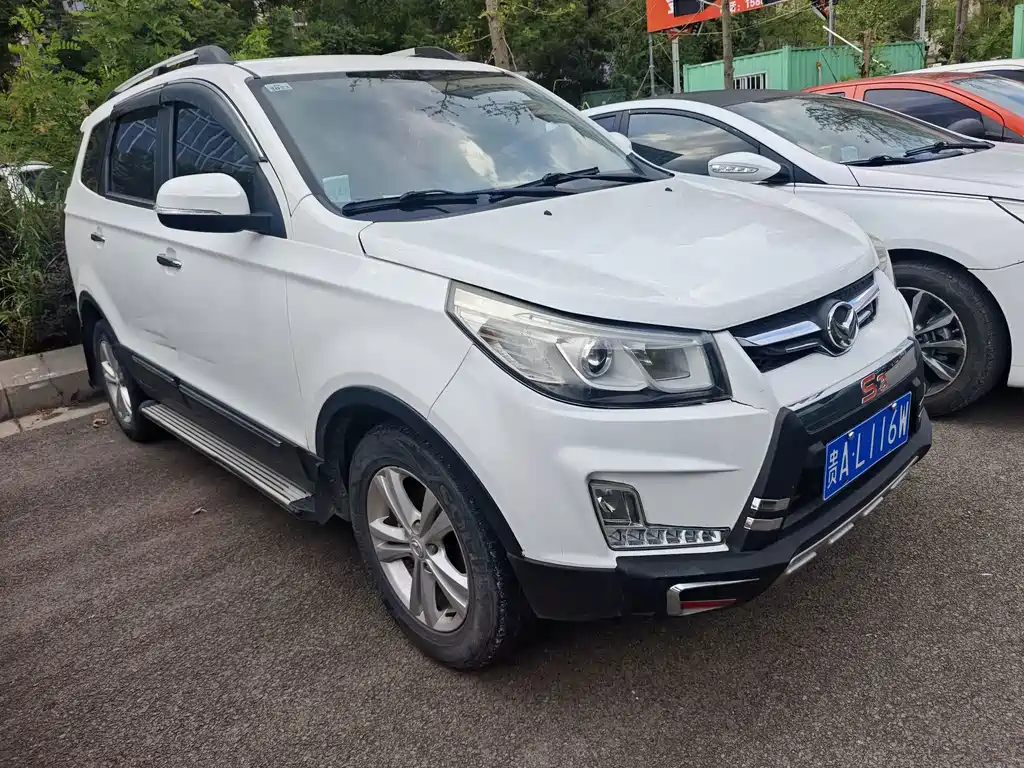 BAIC Huansu S3 2015 — фото 3