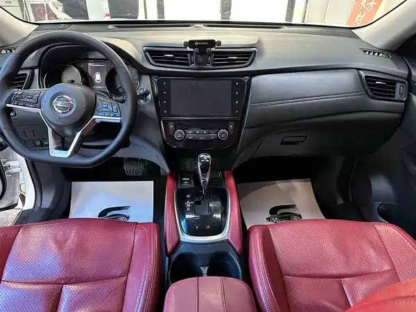 Nissan X-Trail 2020