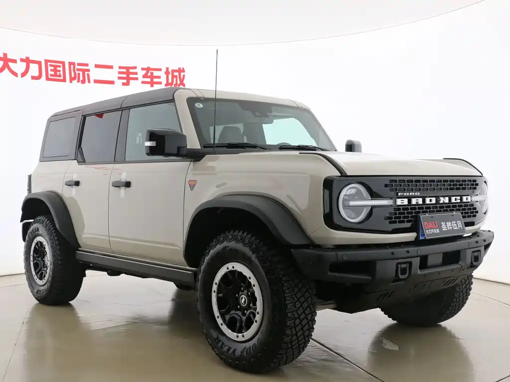 Ford Bronco 2025 — фото 3
