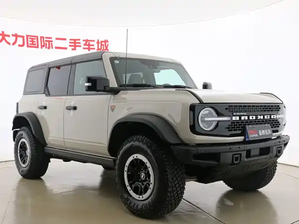 Ford Bronco 2025