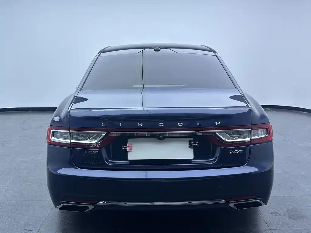 Lincoln Continental 2018 — фото 6