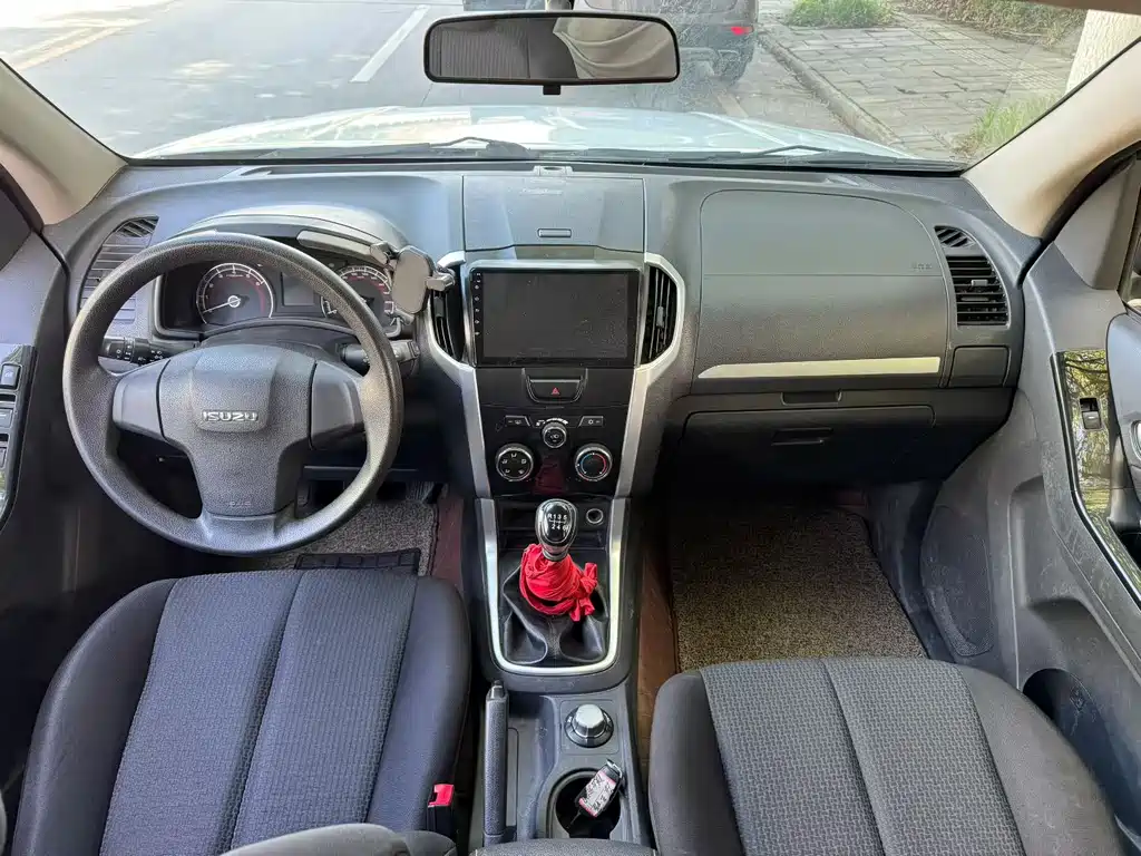 Isuzu Lingtuo 2019 — фото 5