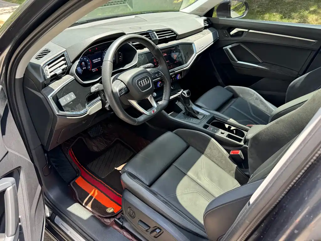 Audi Q3 Sportback 2021 — фото 13