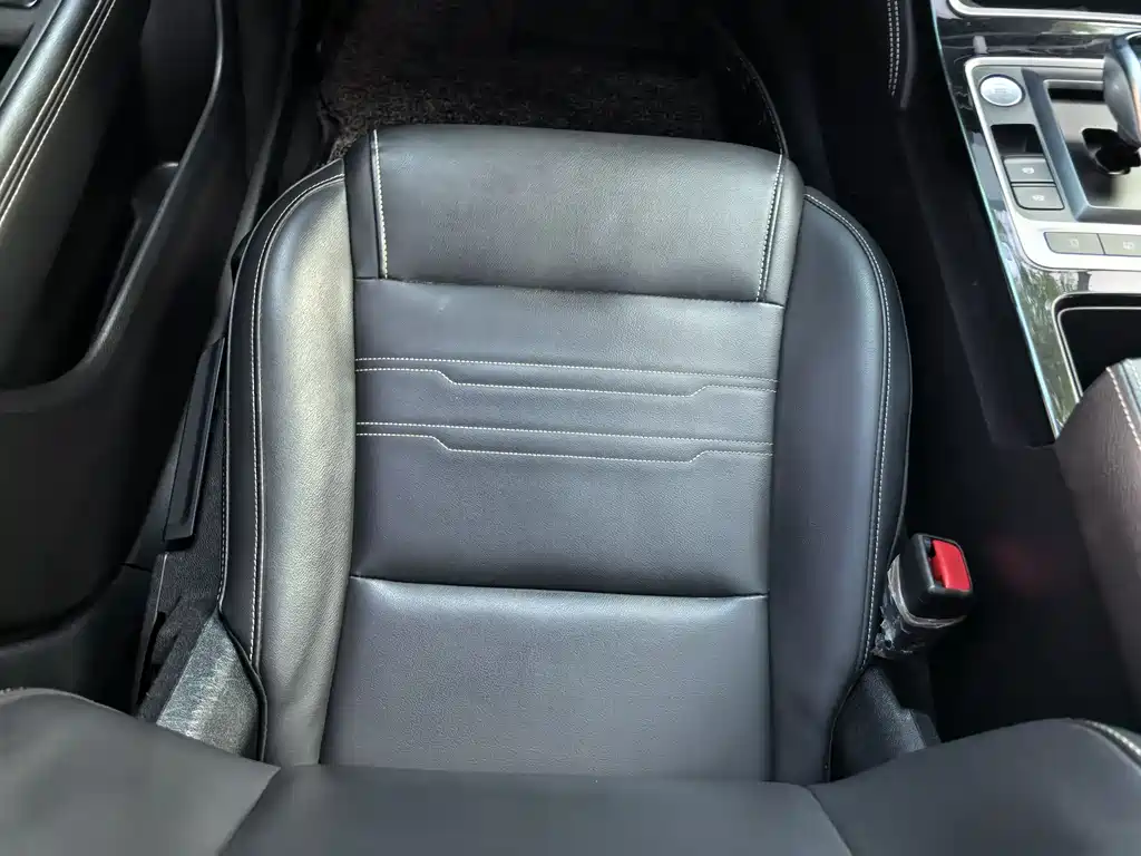 BYD Qin NEV 2020 — фото 15