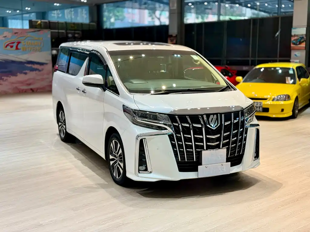 Toyota Alphard 2018 — фото 5