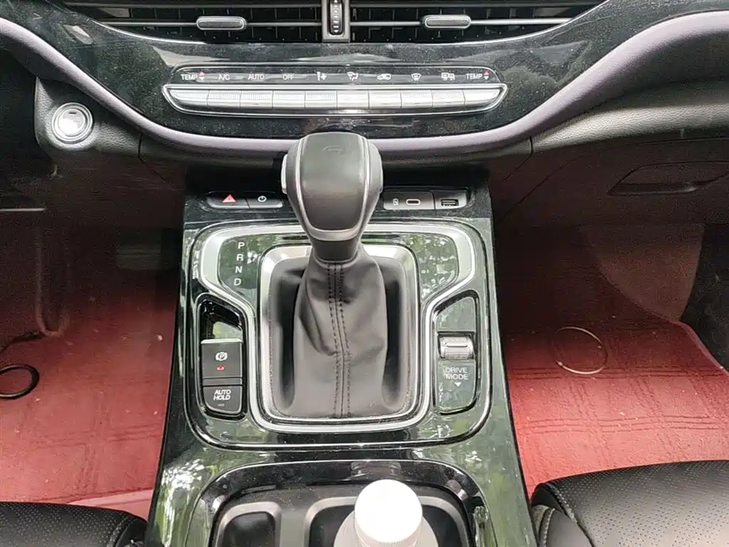 GAC Motor Trumpchi M6 2025 — фото 14