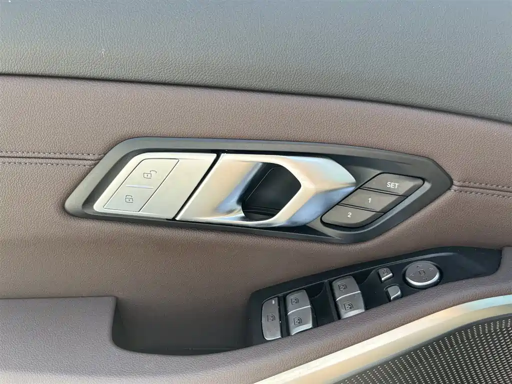 BMW 3 Series 2020 — фото 17