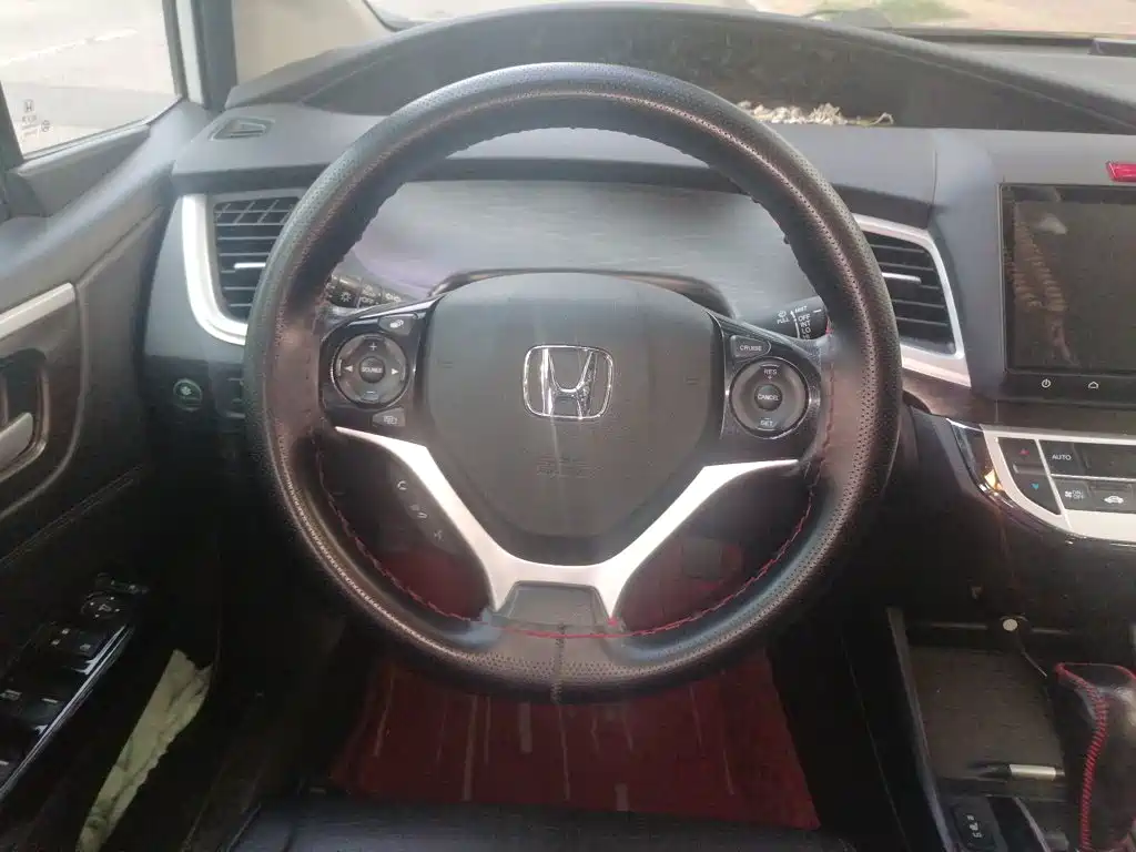 Honda Jade 2016