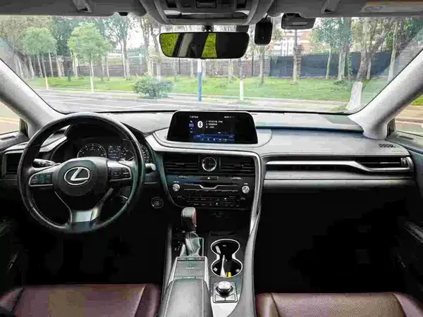 Lexus RX 2022