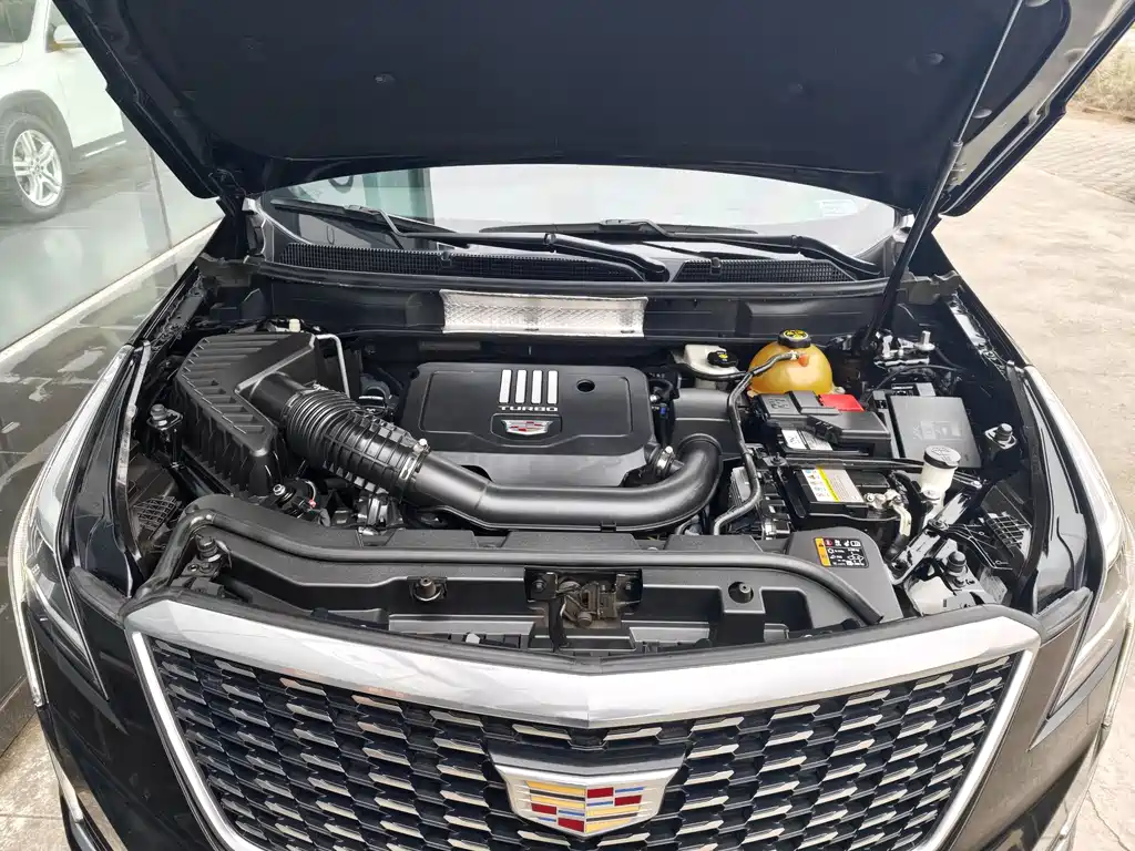 Cadillac XT5 2020 — фото 17