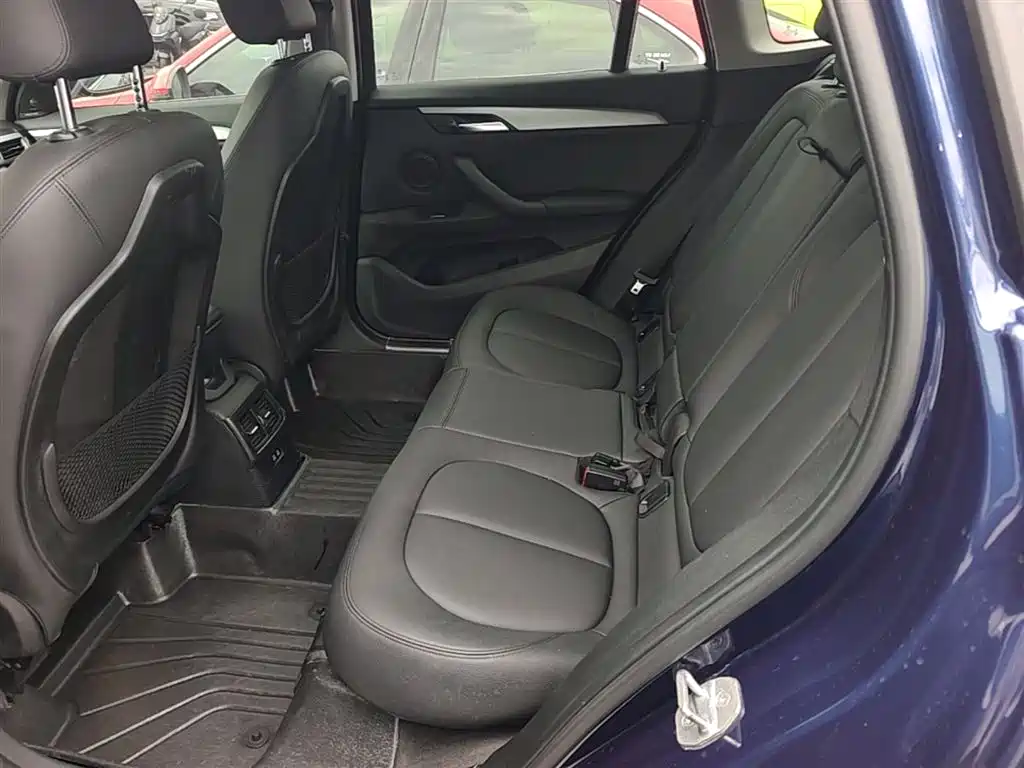 BMW X1 2019 — фото 17