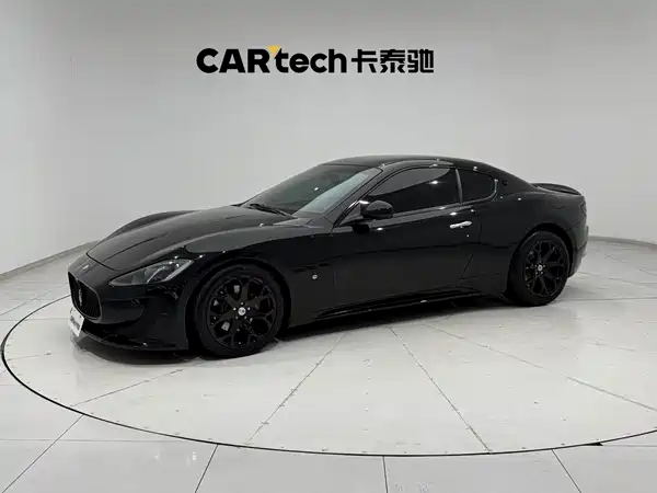 Maserati Granturismo 2014