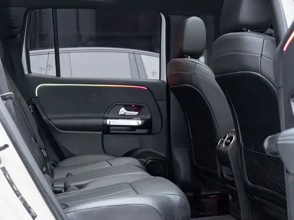 Mercedes-Benz GLB 2021