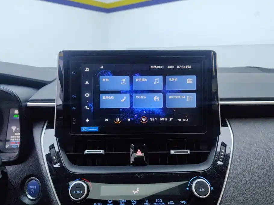 Toyota Corolla 2022 — фото 13