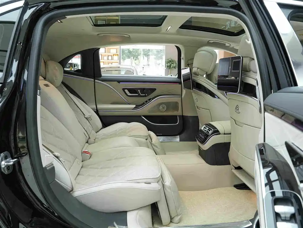 Mercedes-Benz Maybach S-Class 2025 — фото 13