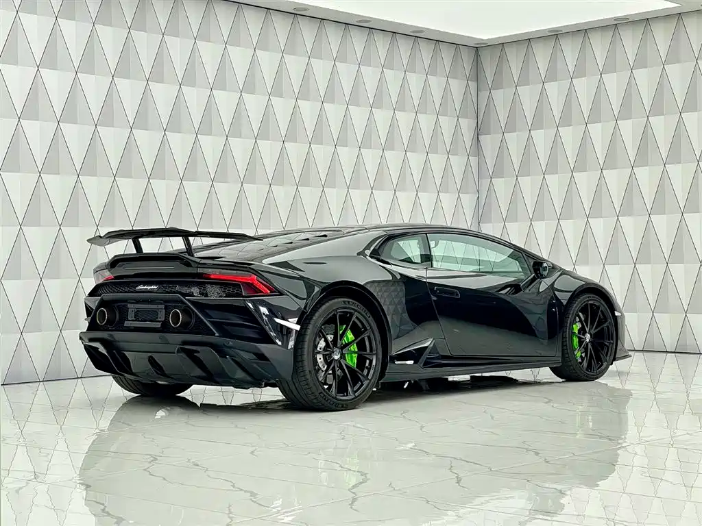 Lamborghini Huracán 2021 — фото 3