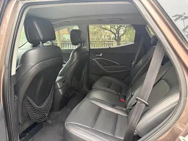 Hyundai Santa Fe 2015