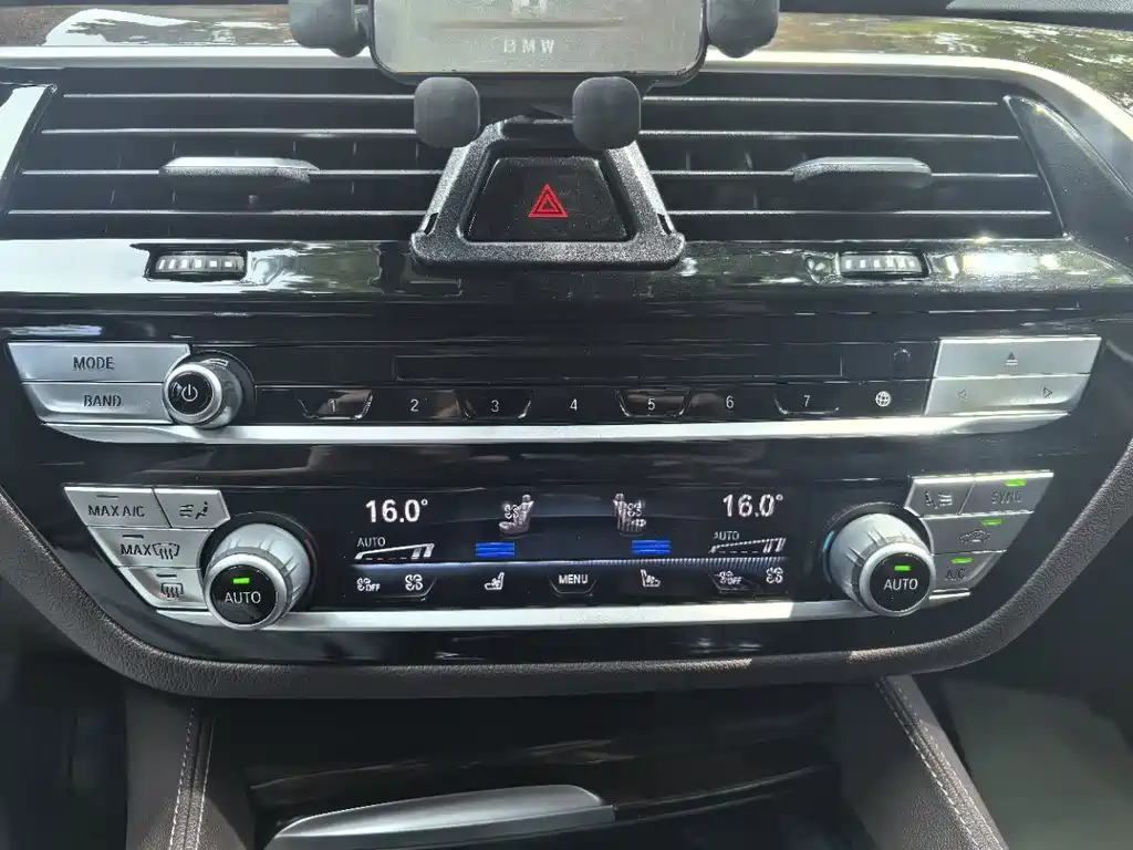 BMW 5 Series 2019