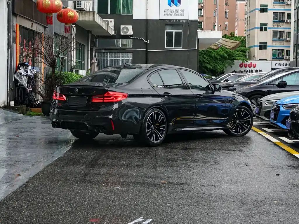 BMW M5 2019 — фото 13