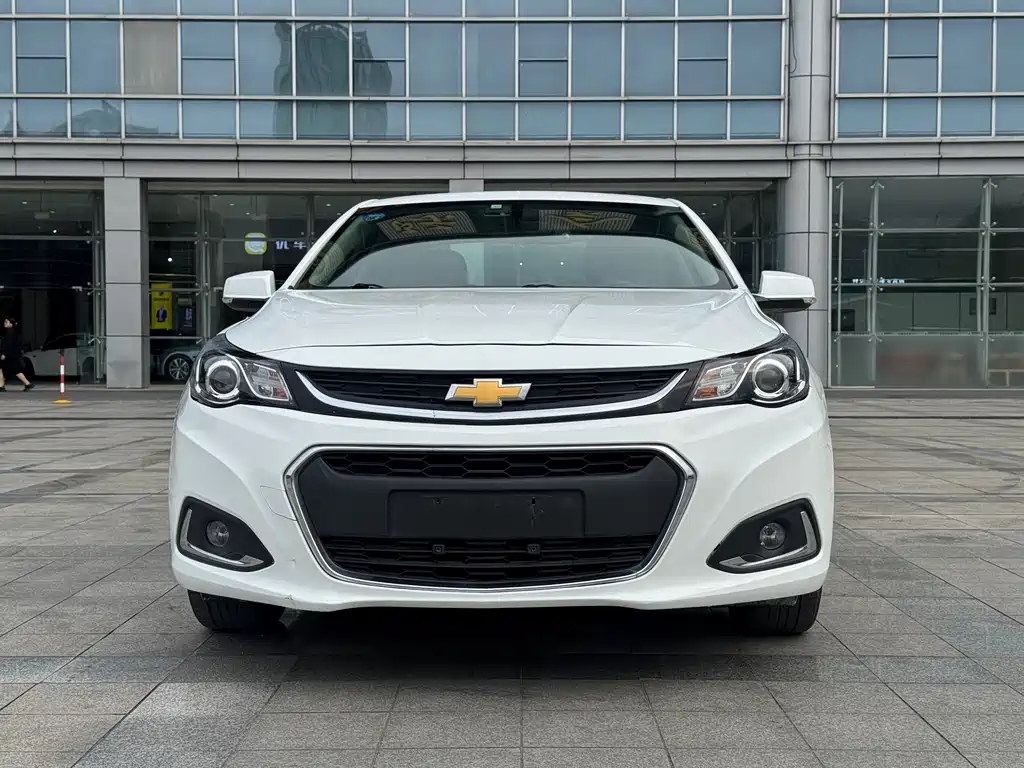 Chevrolet Malibu 2017 — фото 2